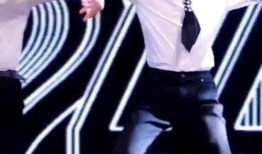 队友爆料刘耀文视频播放,队友爆料引发热议